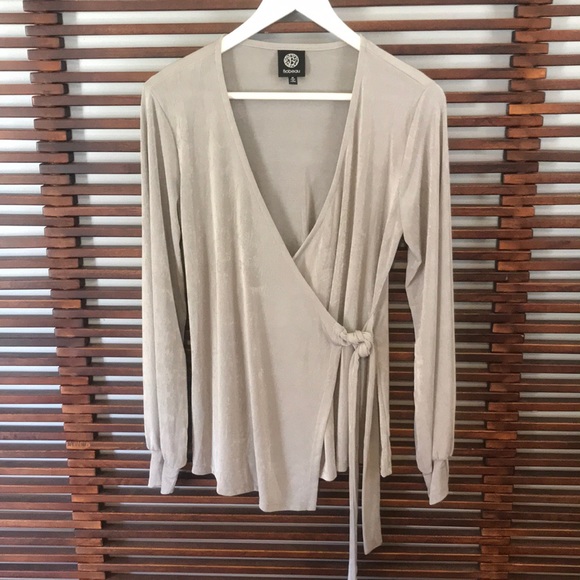 bobeau Tops - Bobeau top